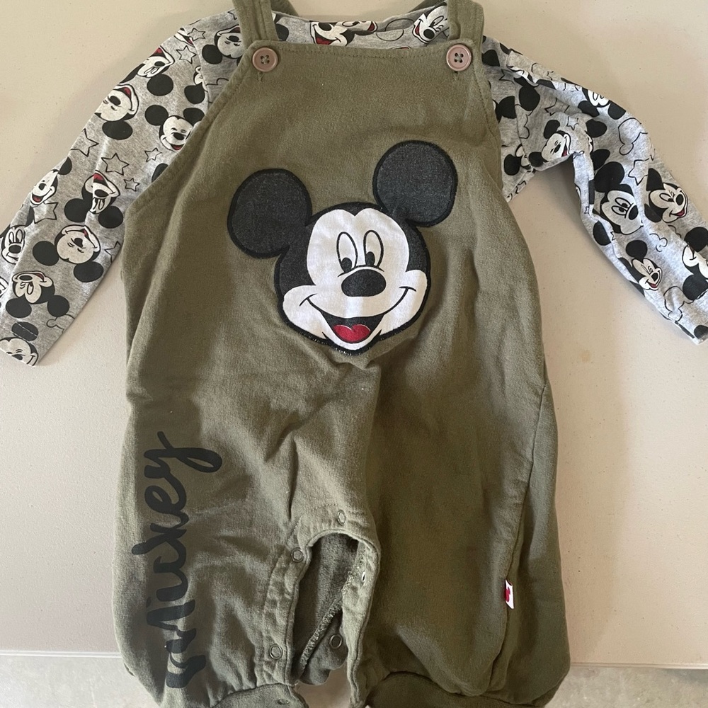Baby overall set